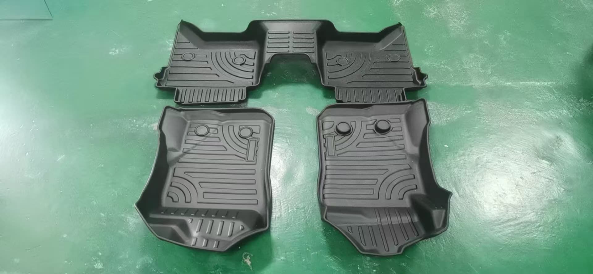 Bandejas de Piso Ford Ranger/Raptor 2
